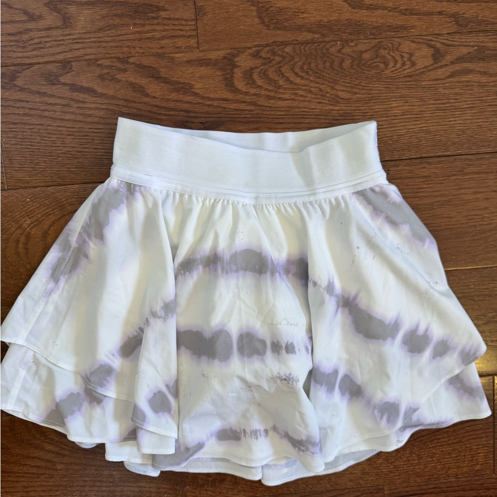Lululemon White and Purple Women's court rival high-rise Skirt